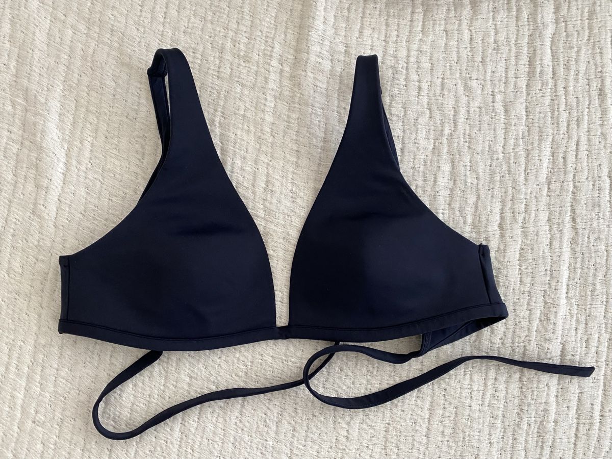 Cos Costumi da bagno & Bikini: COS Bikinitop / Bikini Oberteil in Gr.38 – Nuovo (secondo la descrizione) da Ehrendingen venduto da Uxaxa