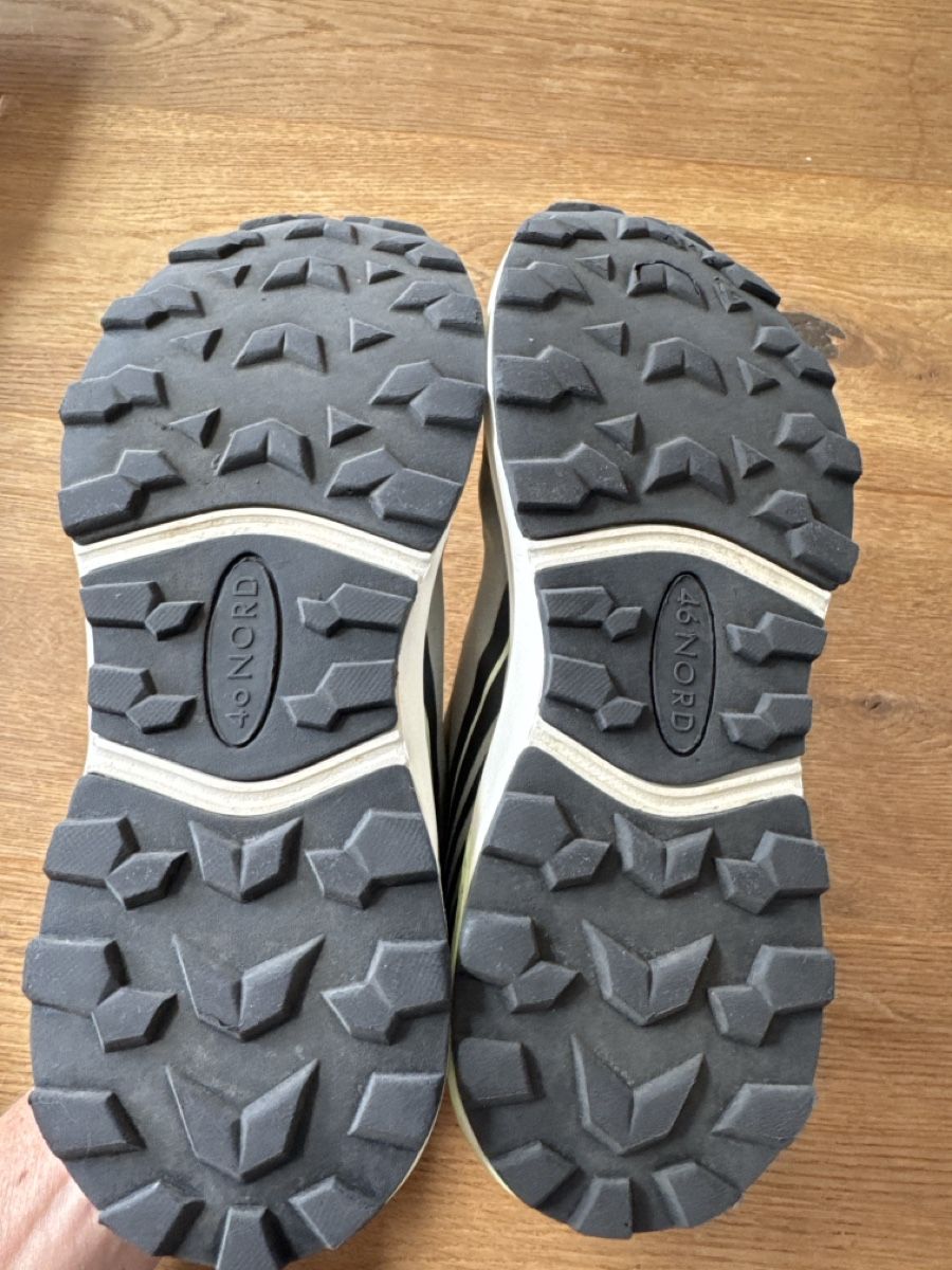 46 Nord Scarpe da uomo: Trekkingschuh Gr. 36 von 46 Nord – Usato da Jegenstorf venduto da Christo0211 2