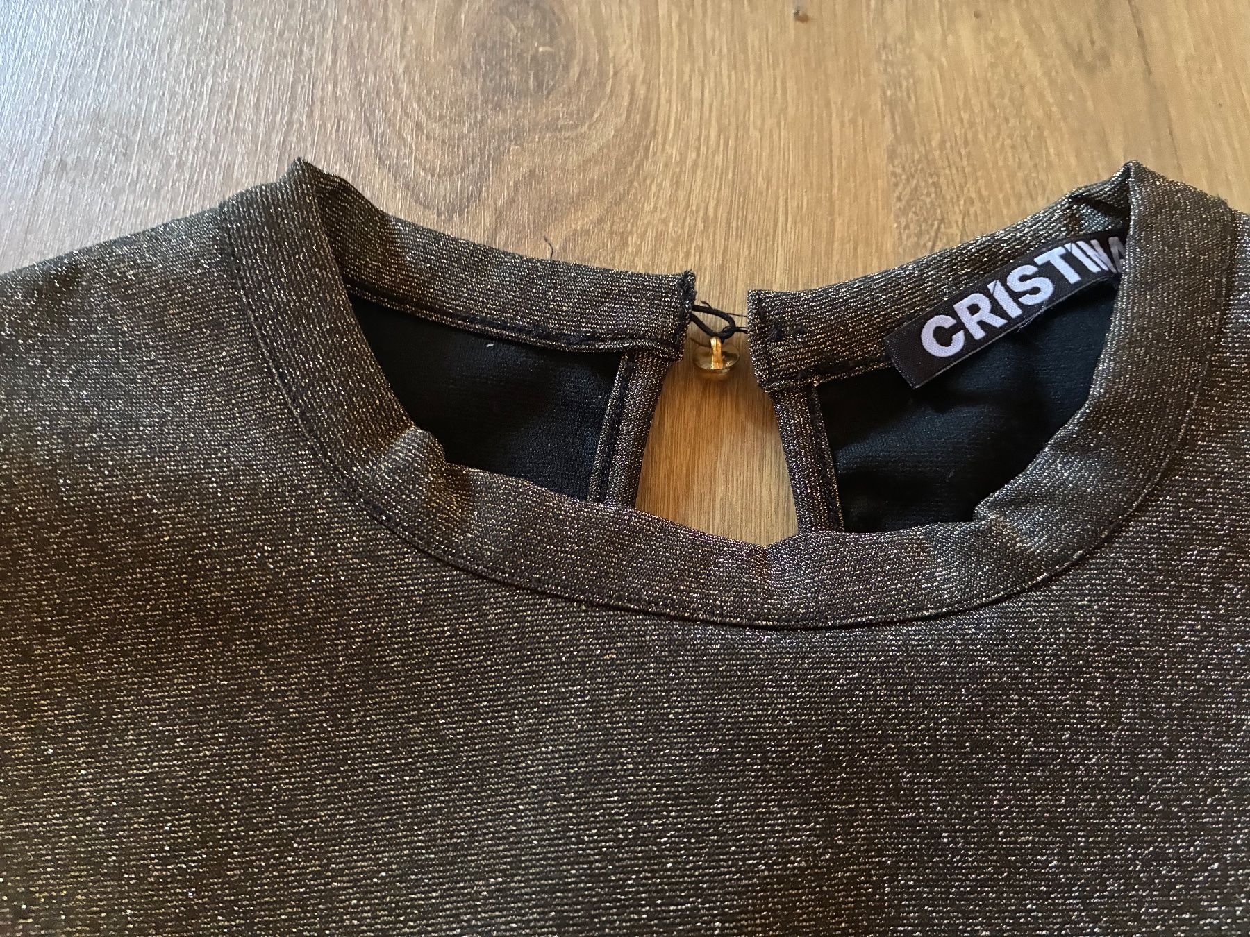 Maglioni & Felpe: Silberner Paillettenpullover M / Pull argenté paillettes M – Nuovo (secondo la descrizione) da Lausanne venduto da MademoiselleZuzu 1