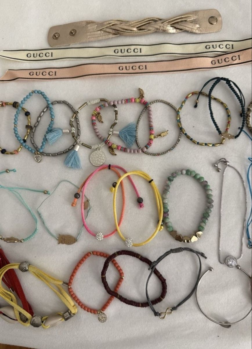 Bracciali & Braccialetti: Armband/ Armreifen Set 42 Stk. – Usato da Dietlikon venduto da lizz.yy 2