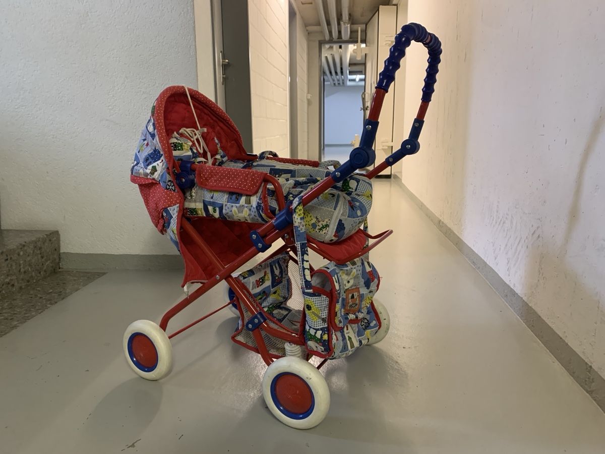 Puppenwagen: 90er Puppenwagen der Marke CHICO – Gebraucht aus Egerkingen von TizianaG.