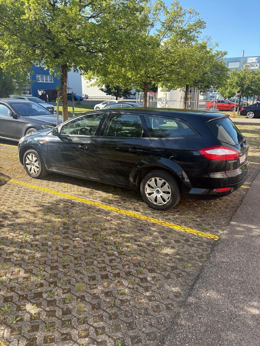 Ford Automobili: Ford Mondeo 2.0i – Usato da Niederuzwil venduto da buci7 5