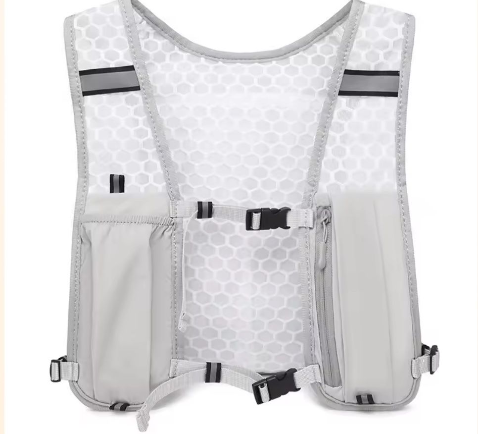 Gilet & Giacche: Gilet de course – Nuovo e nell'imballaggio originale da Genève venduto da inf_9cc5
