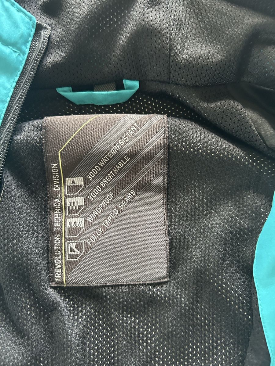Trevolution Vestes: Trevelution Regenjacke – D'occasion à Wolfhausen par eil_jc5j 2