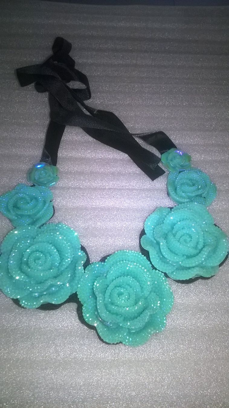 Catenine: HALSKETTEN MODESCHMUCK MIT ECHT KRISTALL,,HELLBLAU – Nuovo (secondo la descrizione) da Basel venduto da bijoutrie_4 1