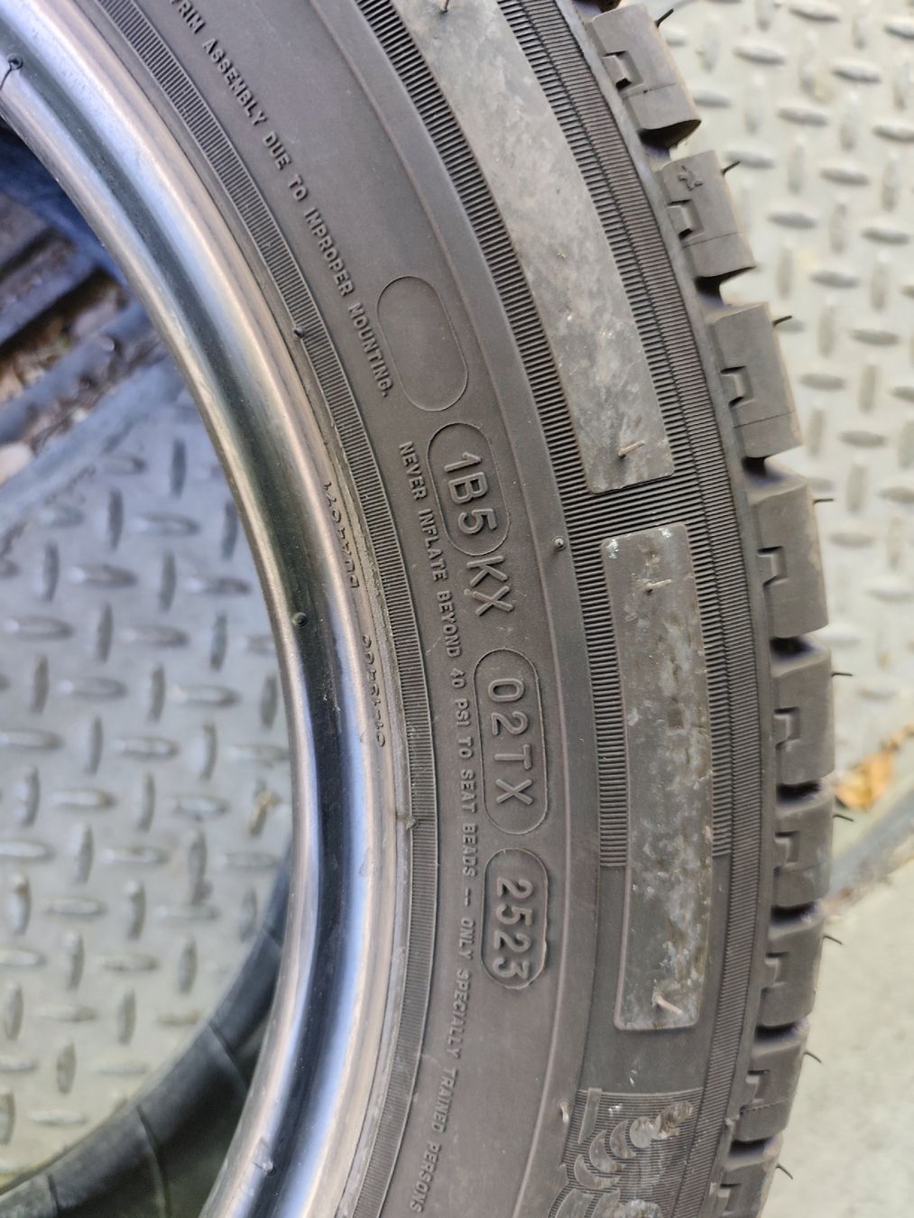 Michelin Pneumatici & Ruote complete: 215/60-17C Sommerreifen – Nuovo (secondo la descrizione) da Dussnang venduto da Rusti1 3