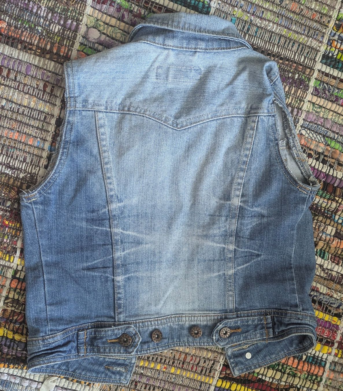 Gilets & Westen: ärmellöse Jeansweste – Gebraucht aus Morgarten von rra_jvw7 4