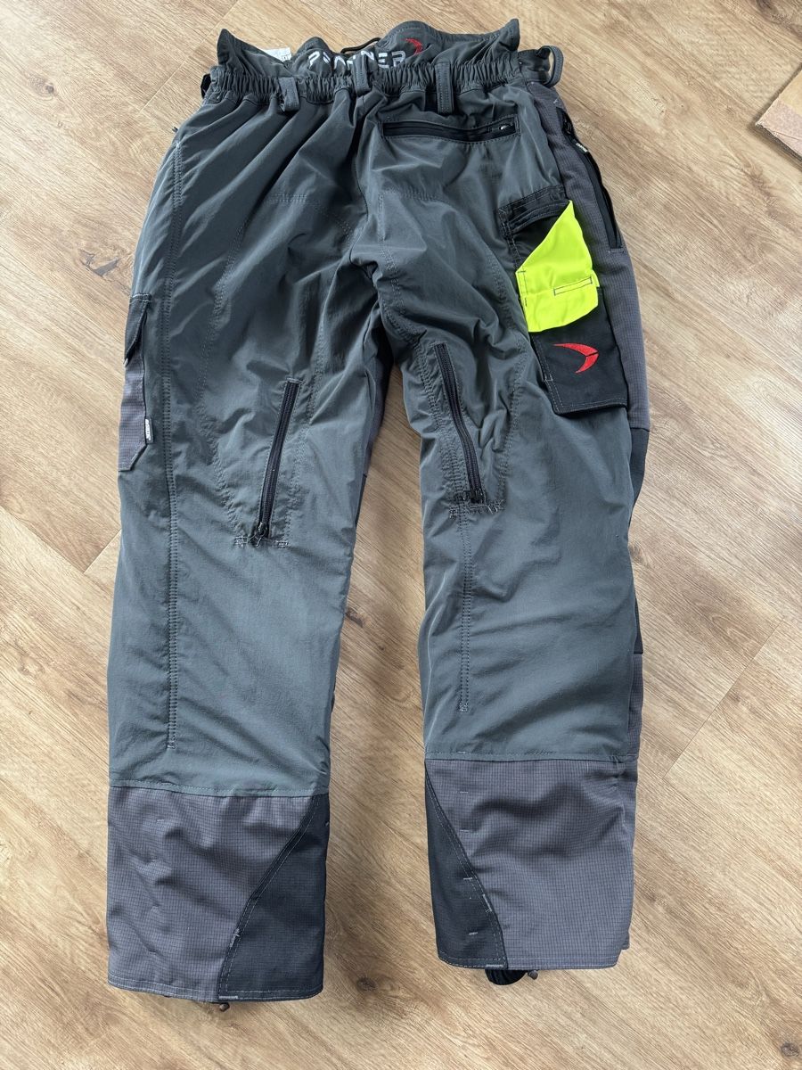 Pfanner Hosen: GLADIATOR® II SCHNITTSCHUTZHOSE 2.5 – Gebraucht aus Hindelbank von lehhiba 1
