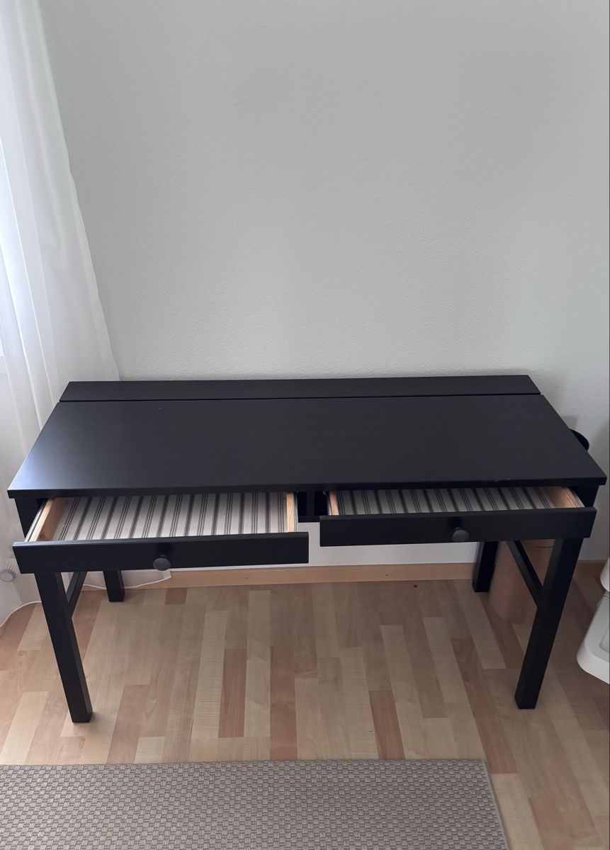 Scrivanie: Pult – Usato da Oberkirch LU venduto da pas_k6w8 2