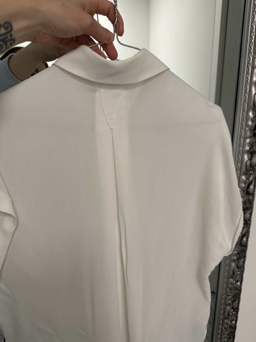 Mango Camicette: Mango White blouse, size XS - Perfect for summer! – Usato da Sementina venduto da NinaDel 3