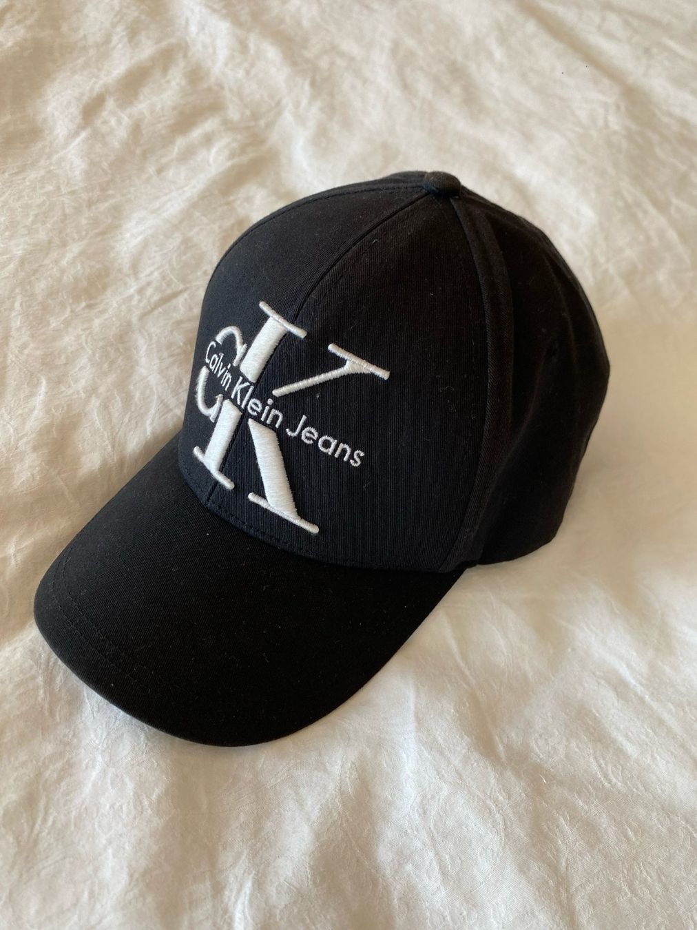 Calvin Klein Copricapi, berretti & cappellini: Casquette Calvin Klein Jeans – Usato da St-Blaise venduto da Windy2