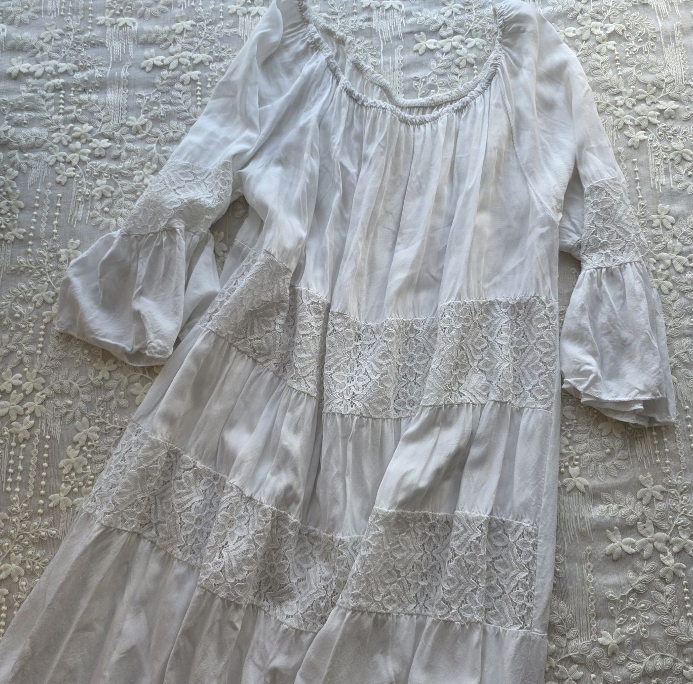Robes: Weisses Sommerkleid mit Spitze - Grösse M – D'occasion à Rheinsulz par Gilea 6
