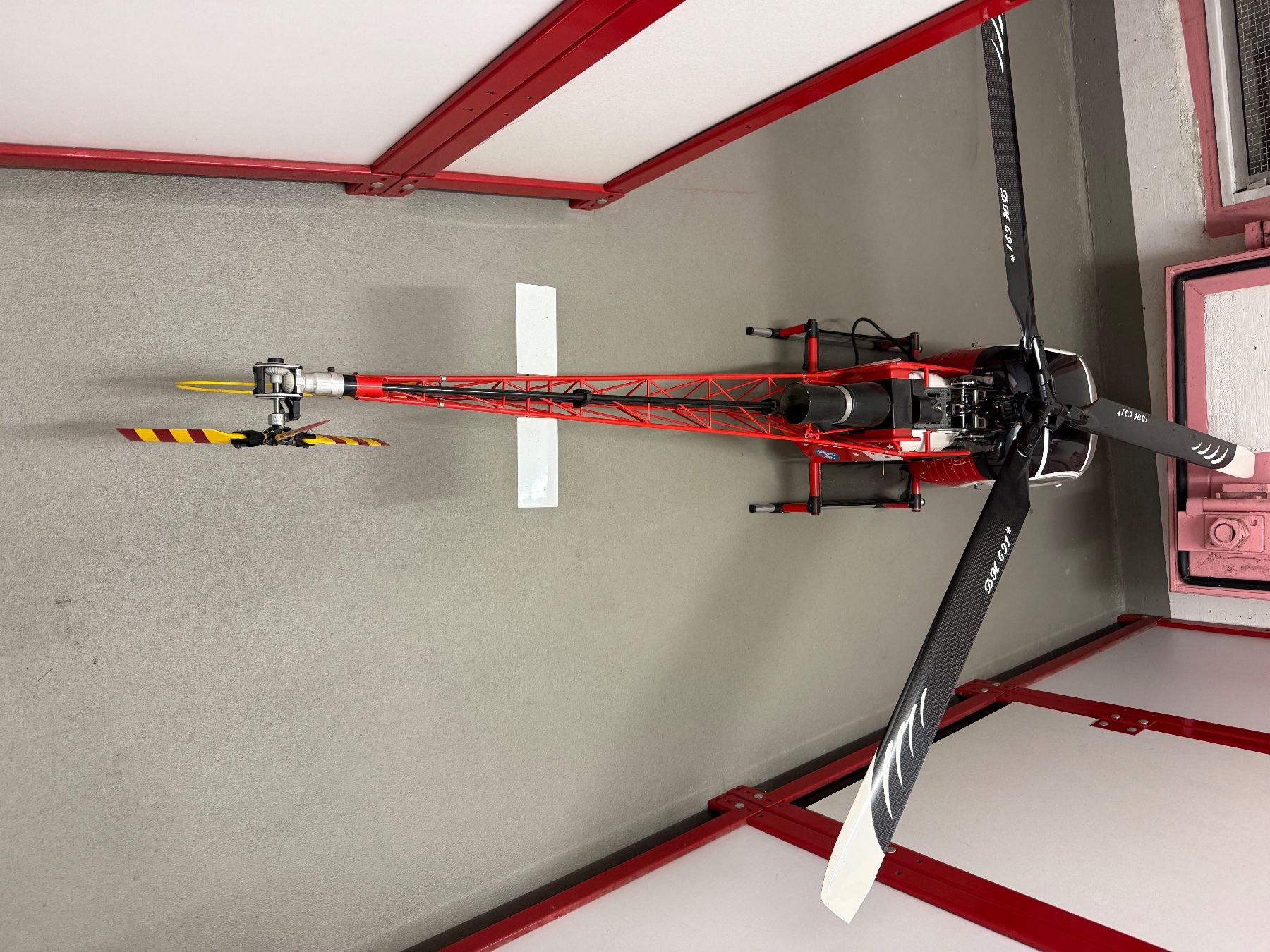 RC Kits de montage: 700er Lama – D'occasion à Gunzgen par Aufderalp 1