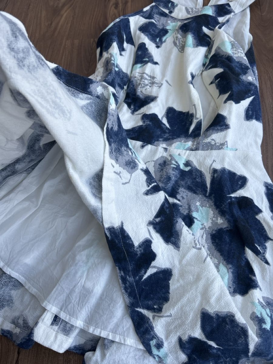 Kleider: Still- Kleid size M  – Neu (gemäss Beschreibung) aus Seuzach von jess3983 3