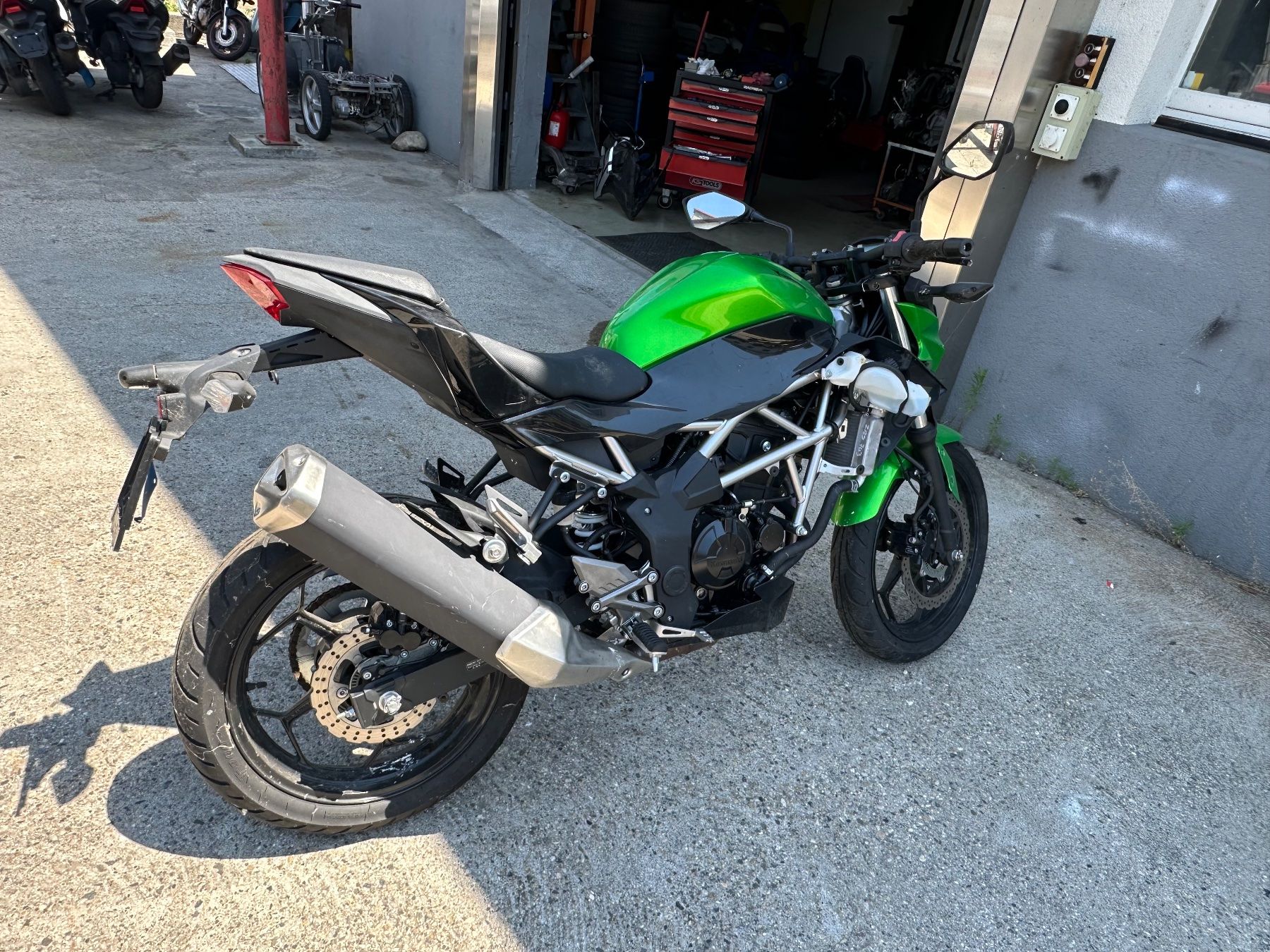 Kawasaki Strada: KAWASAKI Z 125 ABS – Difettoso da Treycovagnes venduto da Campingcar65 1