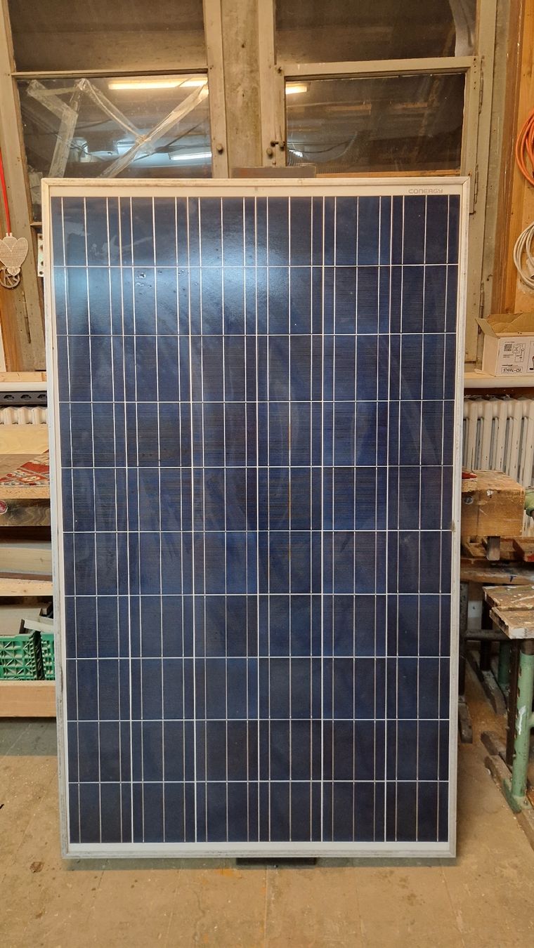 Dispositivi a energia solare: Conergy PowerPlus 240W Solar modul – Usato da Winterthur venduto da simonc_95