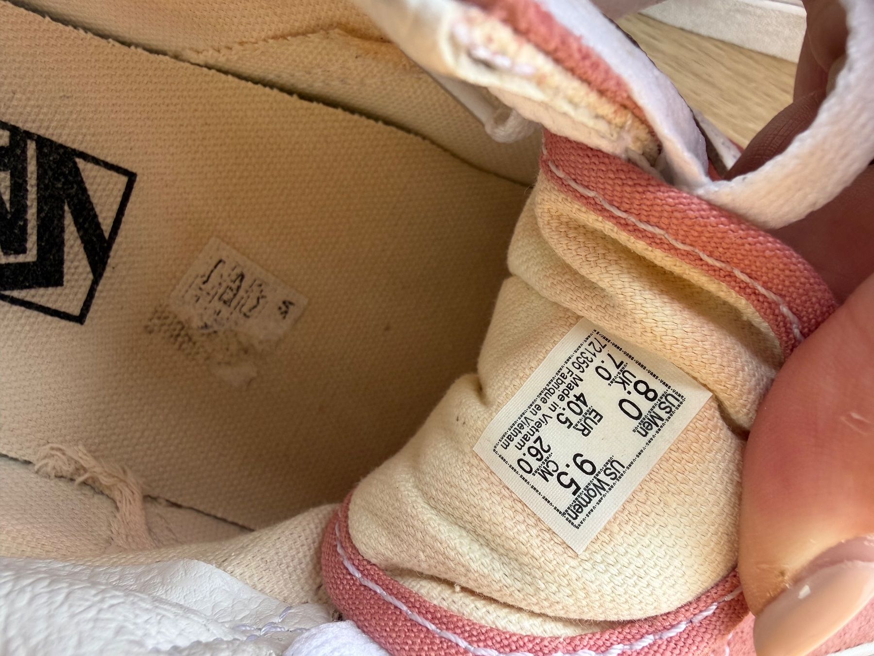 Vans Scarpe da donna: Vans Sneaker Old Skool rosa / Gr 40.5 – Usato da Zermatt venduto da cacador 3