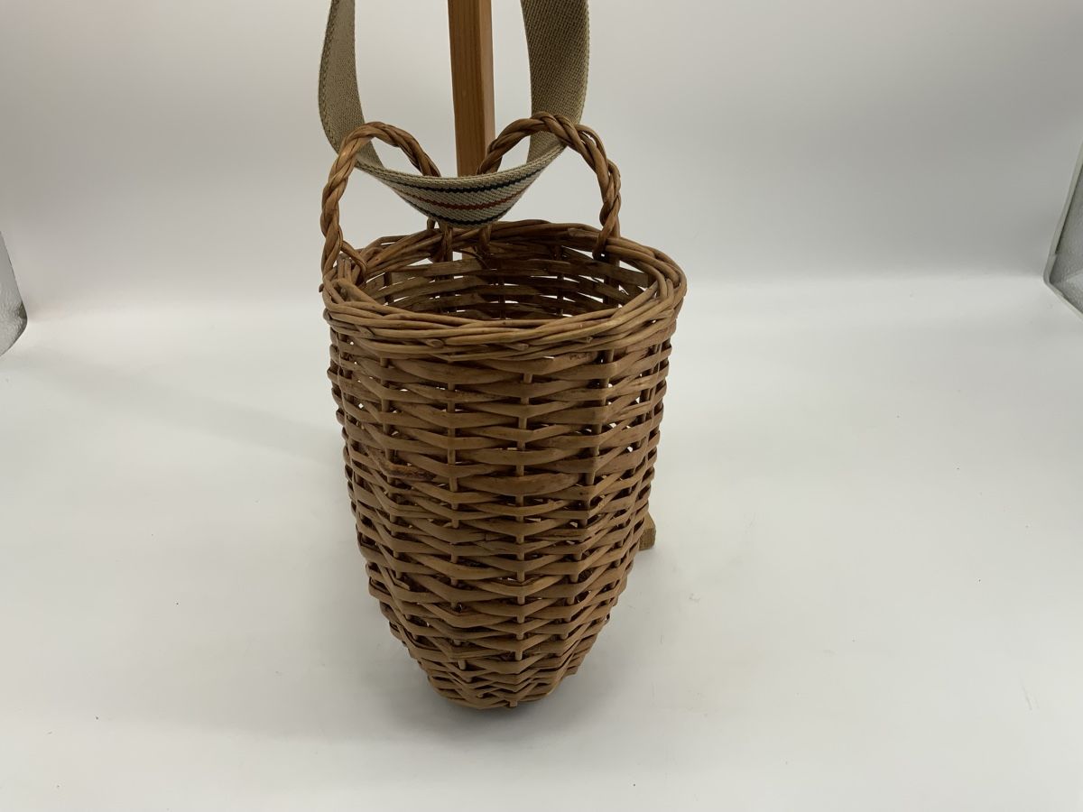 Altro in Antiquarato & Arte: Kirschen Erntekorb mit Gürtel – Usato da Erlach venduto da silvia3235 1