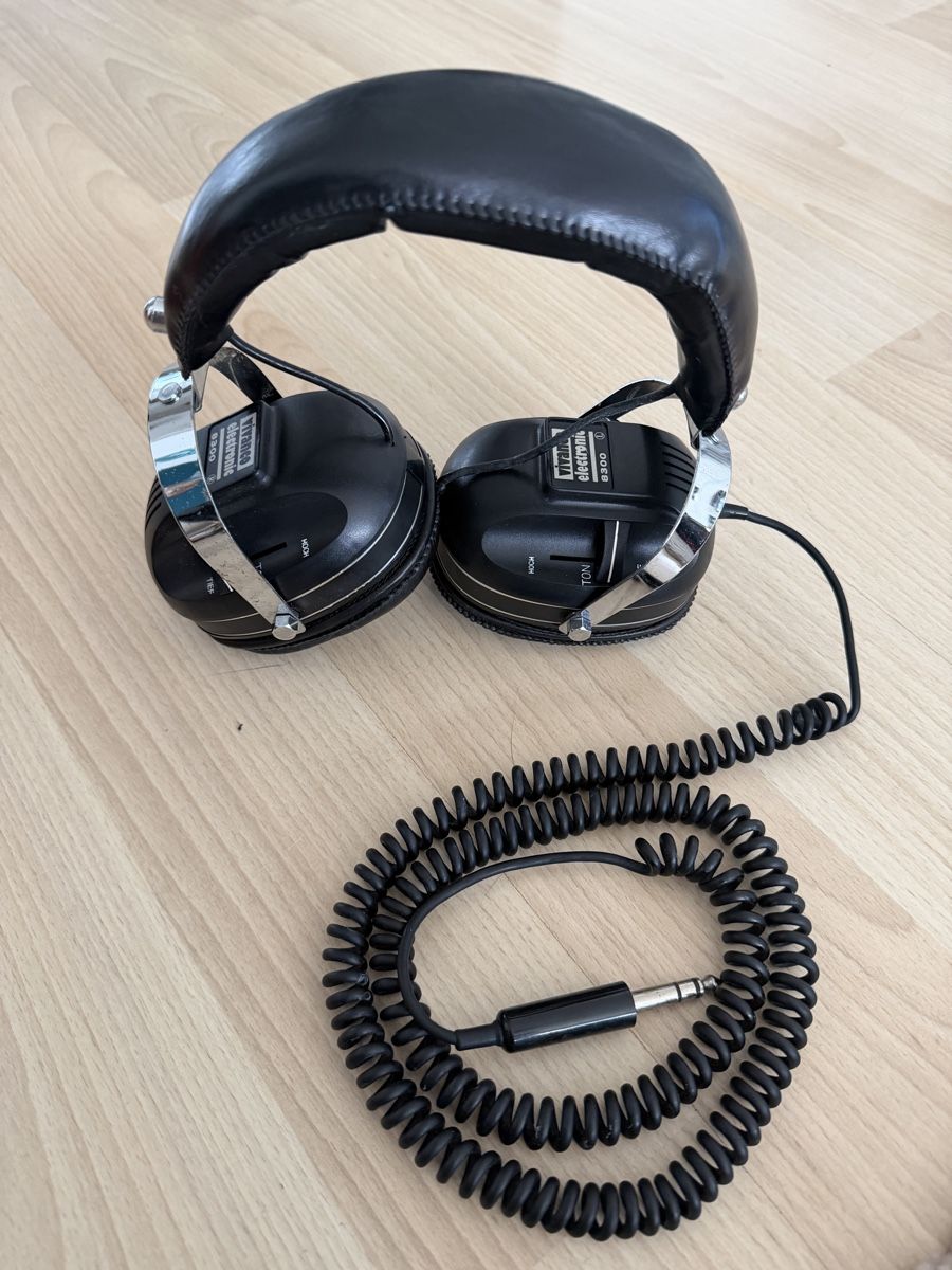 Cuffie: Kopfhörer Vivanco Electronic 8300, schwarz, gebraucht 80er – Usato da Fehraltorf venduto da flo0606