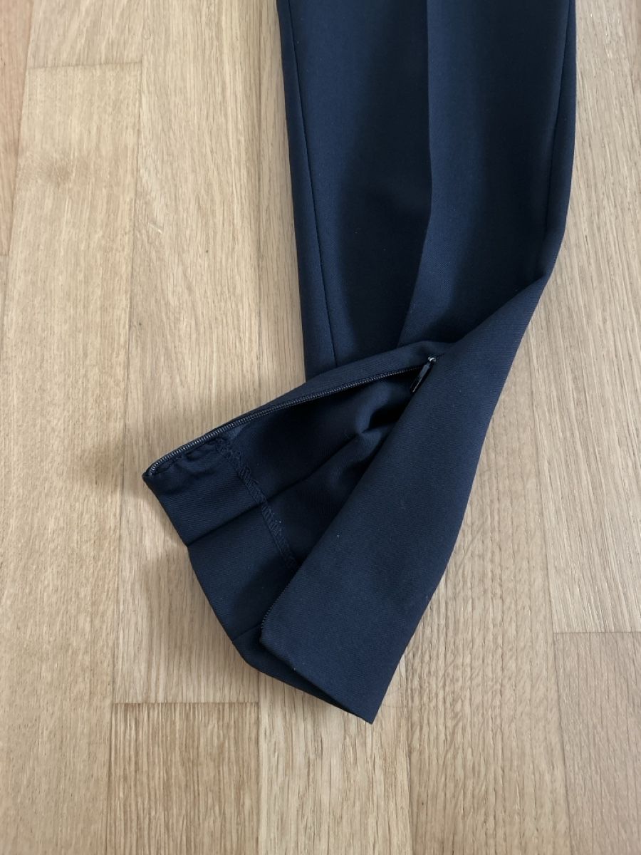 Saint Laurent Pantaloni: Saint Laurent black wool 38 – Usato da Adliswil venduto da mollymoo 1