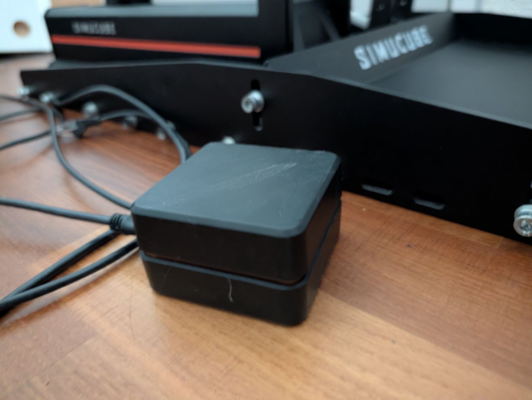 Simucube Controller: Simucube ActivePedal Pro mit Passiv Gaspedal & Baseplate – Usato da Winterthur venduto da ric_jp7p 3