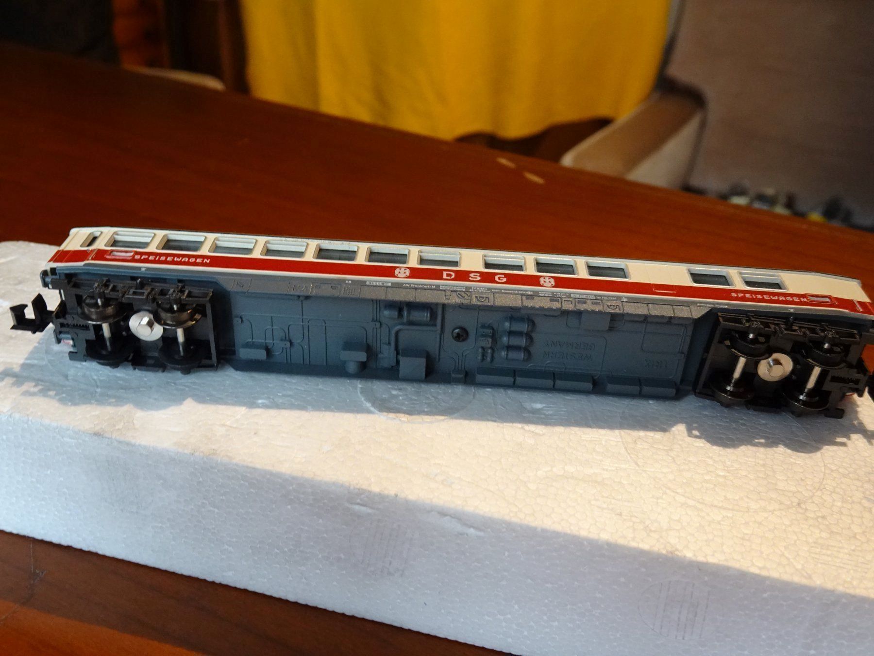 Modellini di ferrovie: MINITRIX SPEISEWAGEN DSG, 3101,  RAR – Nuovo (secondo la descrizione) da Eschenbach SG venduto da eDaisy 2
