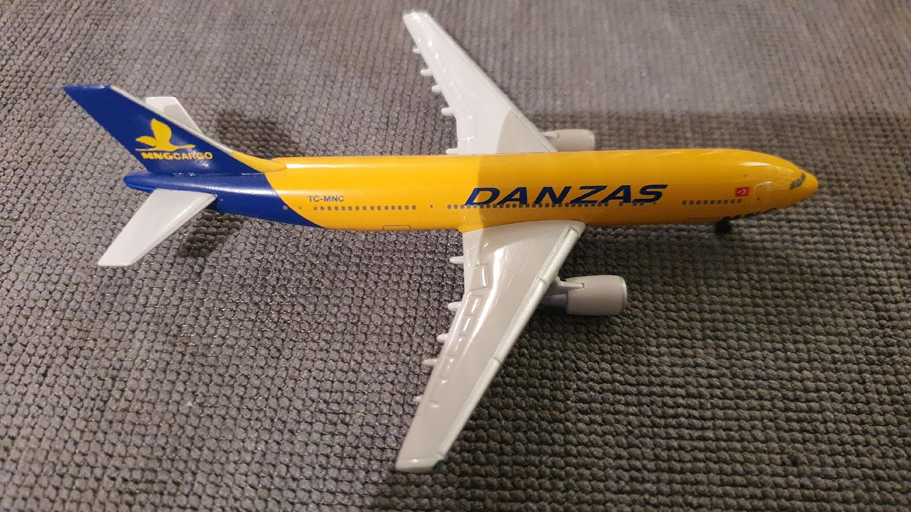 Herpa Kit di modellismo & Modellini statici: HERPA AIRBUS A300-B4F – Usato da Männedorf venduto da Modellbau-wyss 2