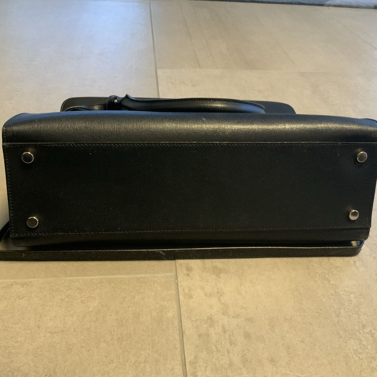 Navyboot Taschen für Damen: Elegante Handtasche, Navyboot, neuwertig – Neu (gemäss Beschreibung) aus Lotzwil von Figaro2003 1