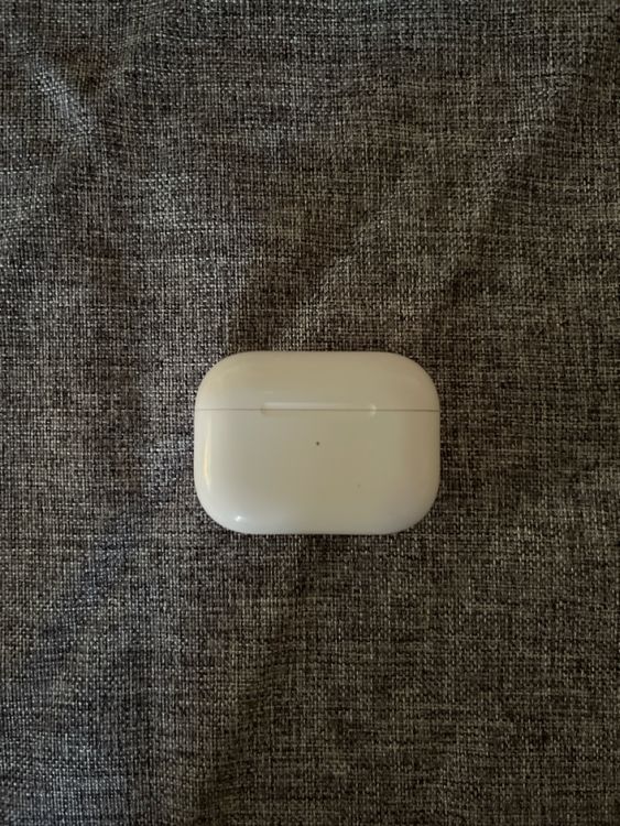 Apple Kopfhörer: Apple AirPods Pro (2. Generation) - Neuwertig! Top! – Neu (gemäss Beschreibung) aus Baar von nin_c8vl 1