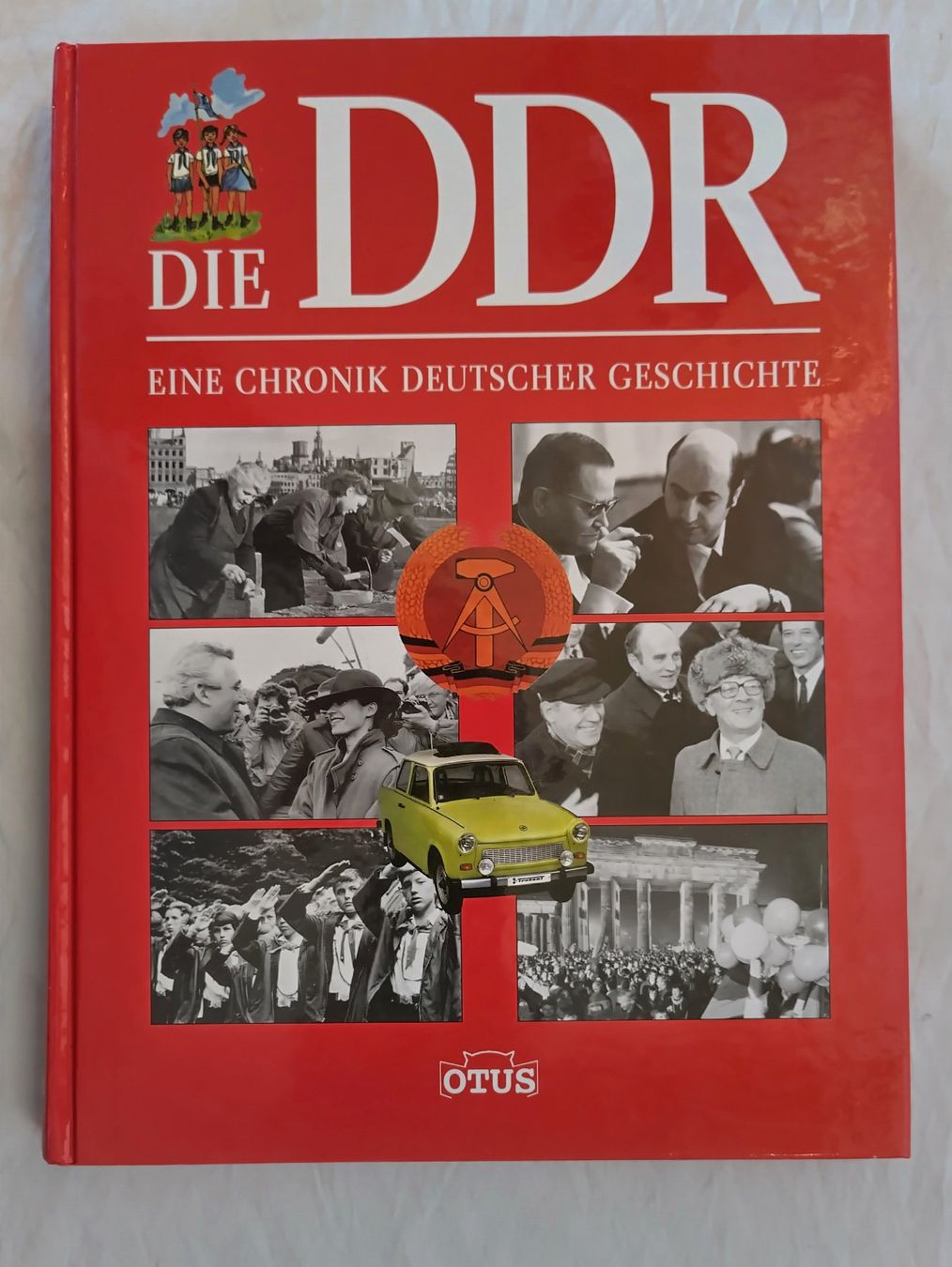 Libri: Die DDR - Eine Chronik Deutscher Geschichte / Buch 2003 – Usato da Bellach venduto da JingleJerry