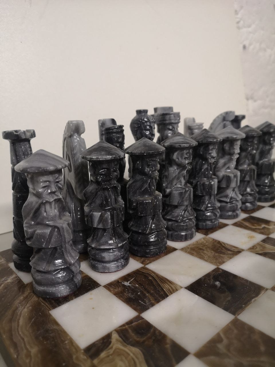 Spiele: Schachmarmor mit chinesischem Motiv. – Gebraucht aus Bern von Yunkom 5