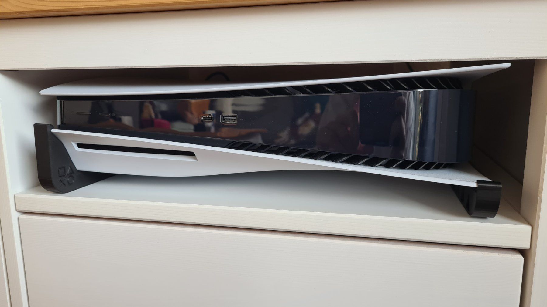 Sony Konsolen: Playstation 5 horizontal Standfüsse disk edition und digital – Neu und originalverpackt aus Bern von  4