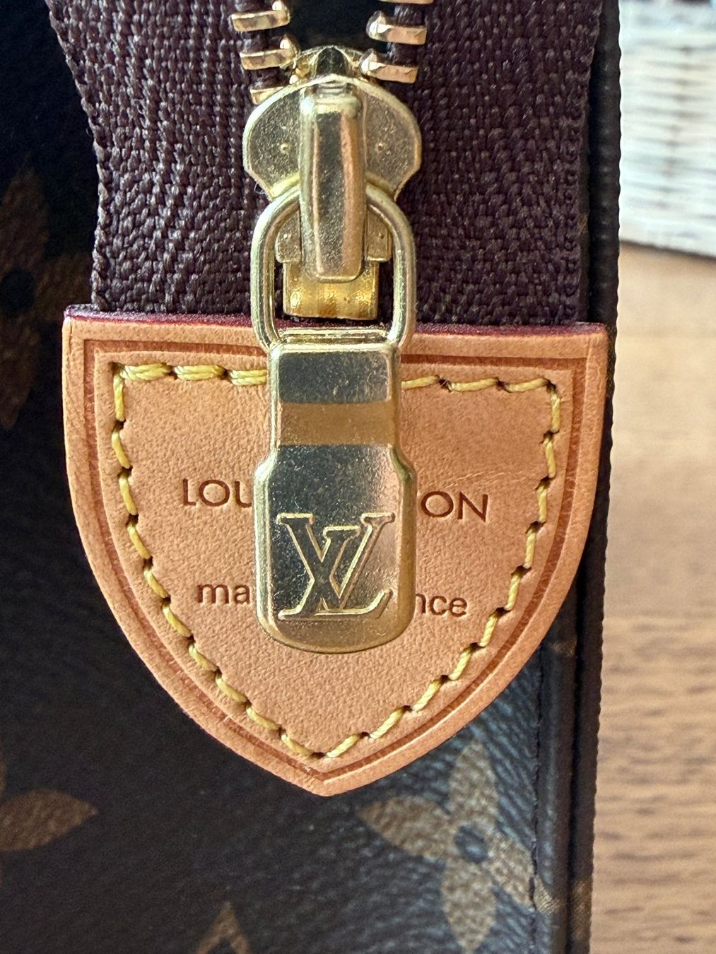 Louis Vuitton Kosmetikkoffer: Louis Vuitton Poche Toilette 19 – Neu (gemäss Beschreibung) aus Bern von ewi21 5