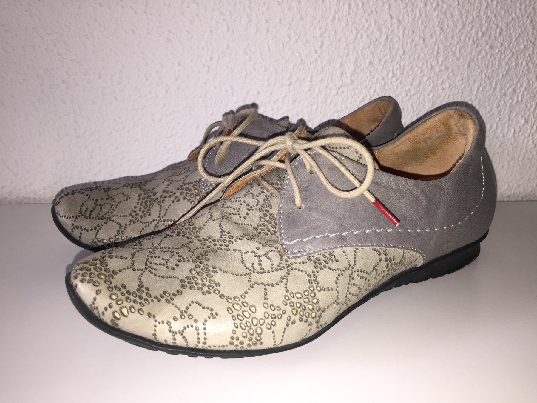 Think Scarpe da donna: THINK! Chaussures / Schuhe pointure / Nummer 35 – Usato da Cossonay-ville venduto da Super-Price-Quality 2