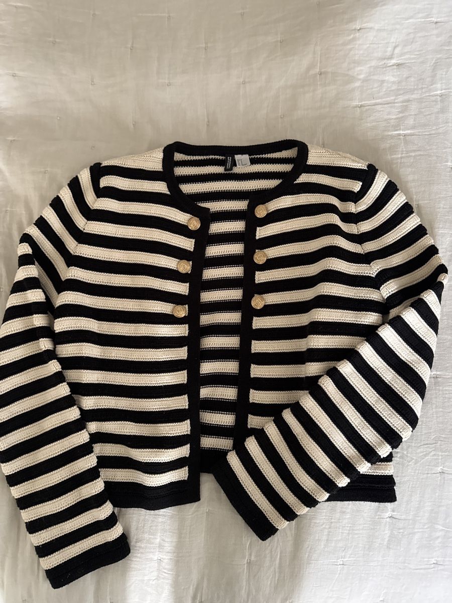 H&M Maglioni & Felpe: H&M cardigan – Usato da Genève venduto da Cicin