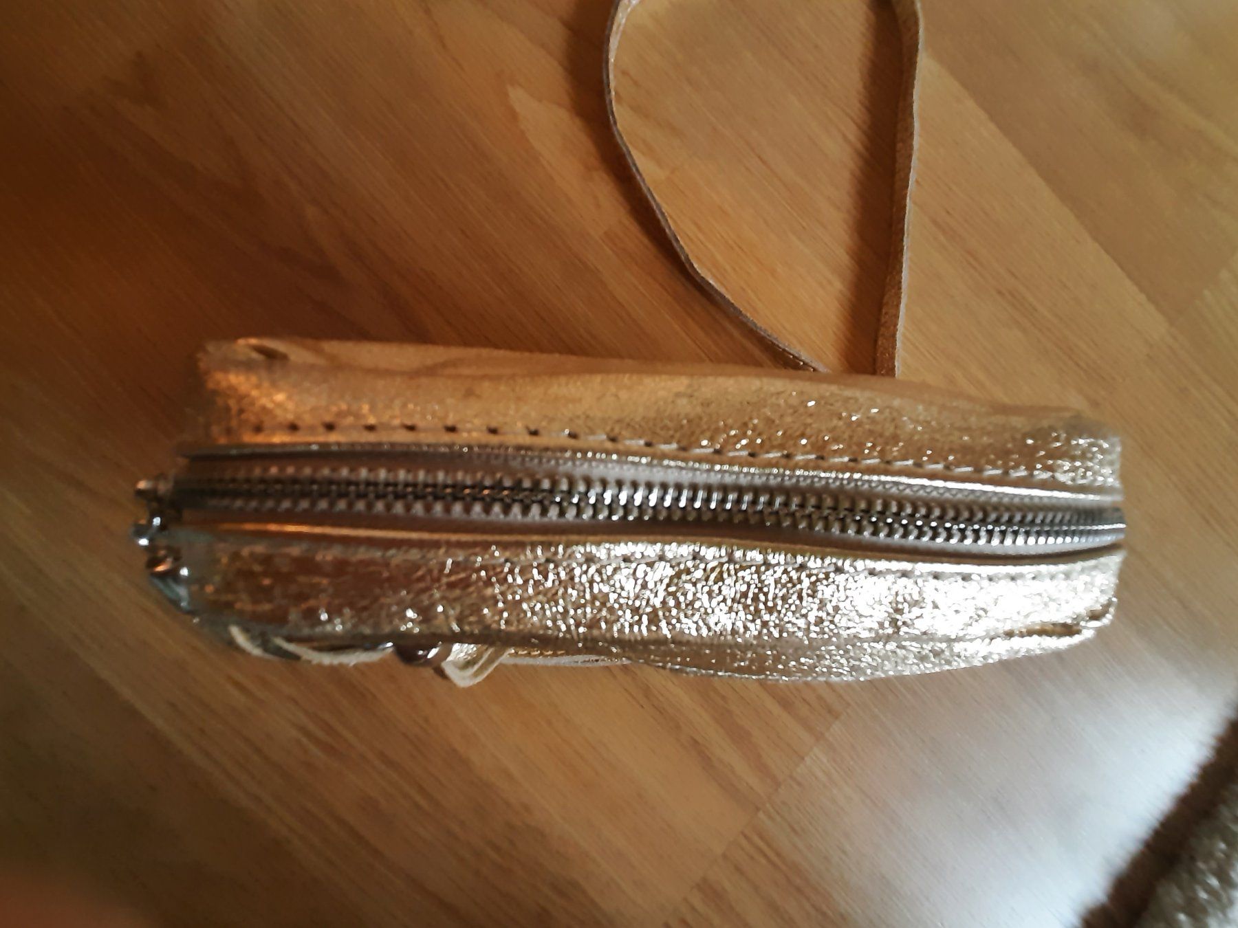 Taschen für Damen: Echtlederhandtasche – Gebraucht aus Muotathal von robin40 5