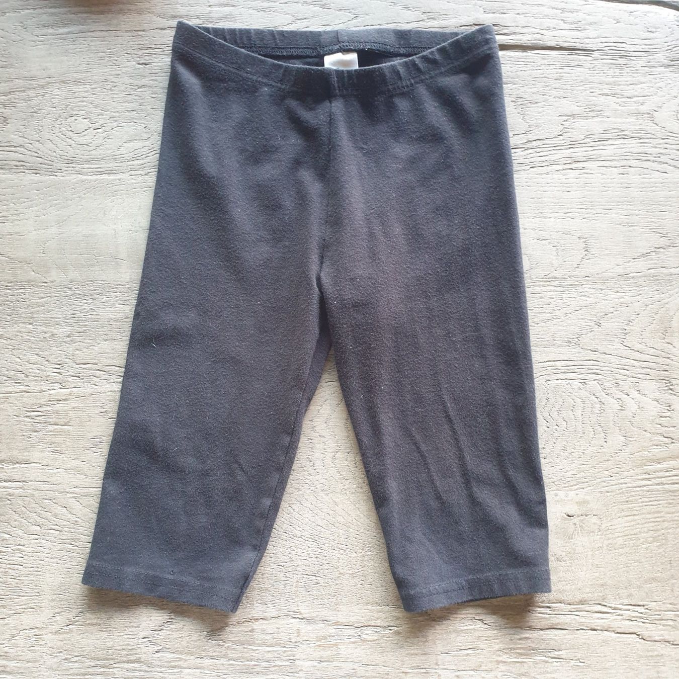 Pantaloni: 🐸 CAPRI HOSE SCHWARZ 135 – Usato da Môtier (Vully) venduto da Frogs