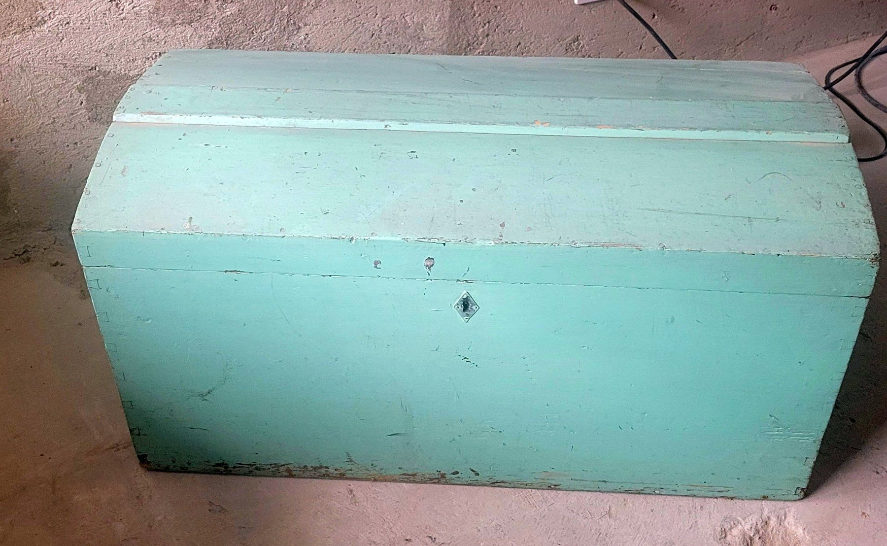 Cassapanche: Antike Holztruhe – Usato da Winterthur venduto da Barbarav