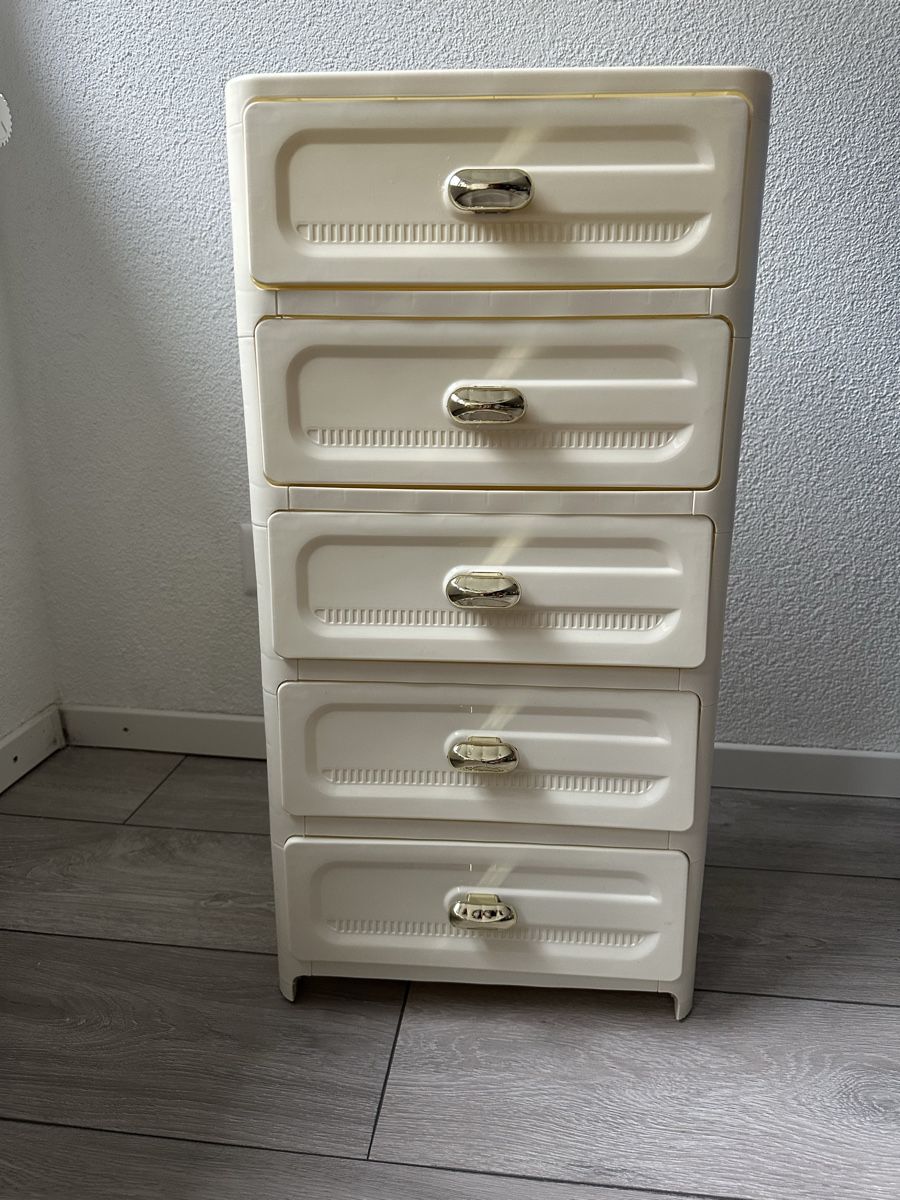Schränke: Kleiderschrank mit Kommode  – Gebraucht aus Sargans von ydn_klt5 2
