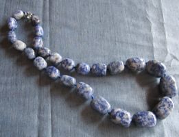 einzigartige Edelstein Kette mit natürlichem Sodalith