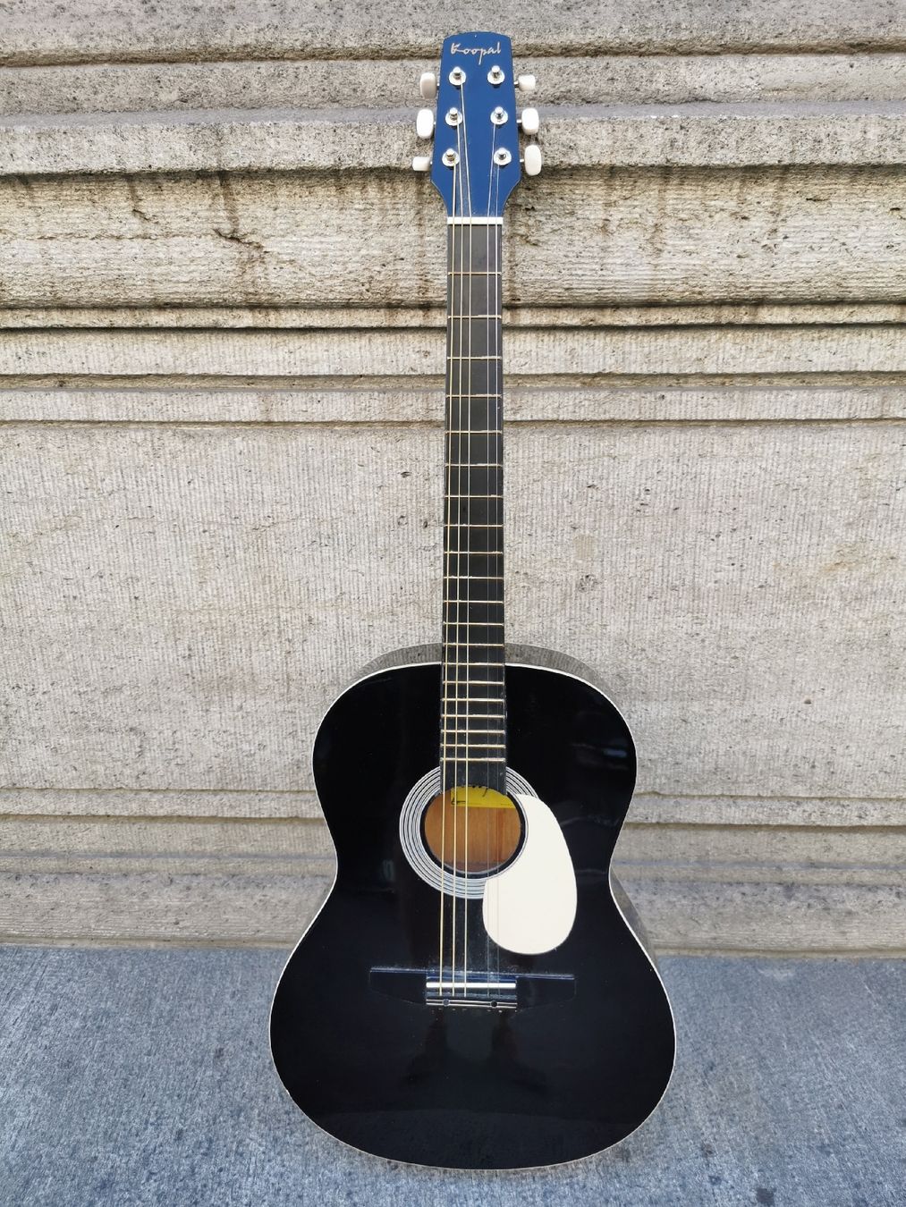 Musikinstrumente: Koopal Guitarre – Neu (gemäss Beschreibung) aus Schlieren von vlalif