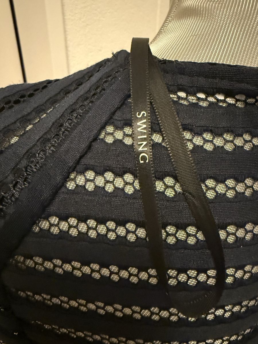 Vestiti: Cocktailkleid Swing dunkelblau Grösse 34 – Nuovo (secondo la descrizione) da Hunzenschwil venduto da gurrli 4