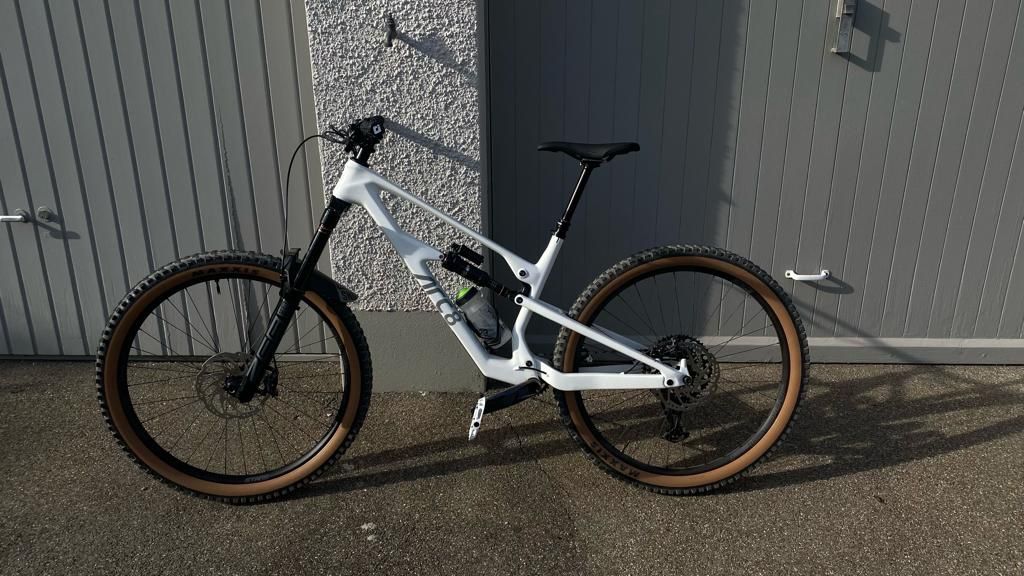 ARC8 Biciclette: ARC8 EXTRA Custom 2023 / Enduro Bike – Nuovo (secondo la descrizione) da Schaffhausen venduto da ata_j5hc 4