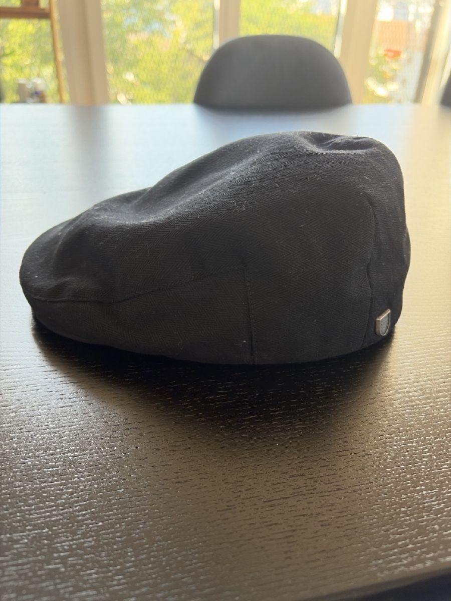 Chapeaux, bonnets & casquettes: Brixton Kappe schwarz – D'occasion à Zürich par Benutzter_name 2
