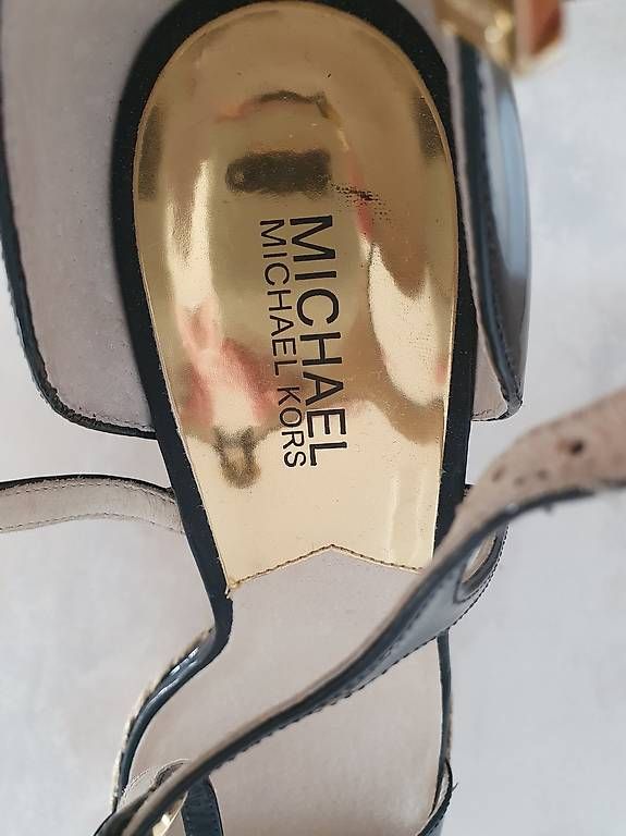 Michael Kors Damenschuhe: High Heels Michael Kors Gr. 40,5 – Gebraucht aus Zetzwil von Sushine 2