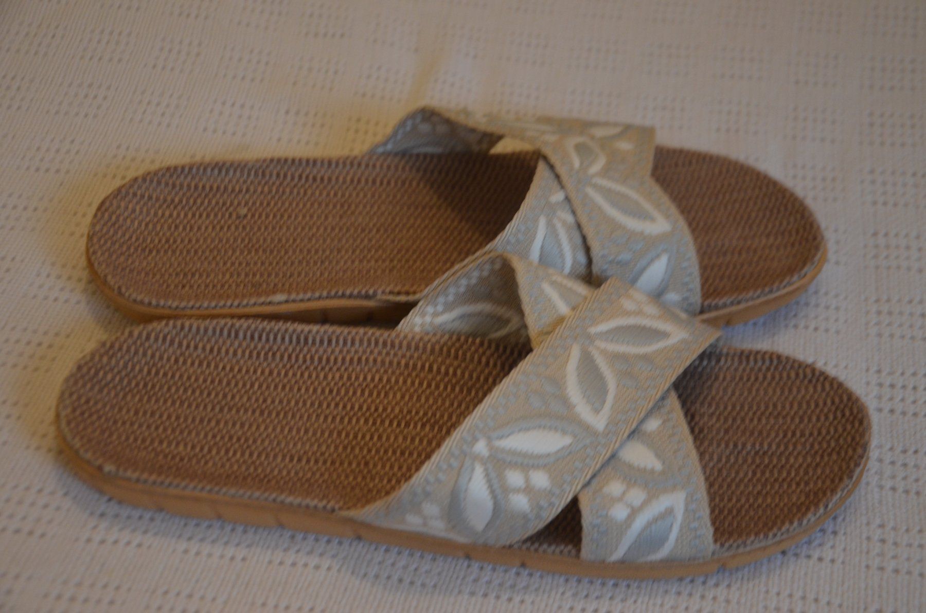 Damenschuhe: NO 40-41 NEU – Neu und originalverpackt aus Chiasso von Dolly015