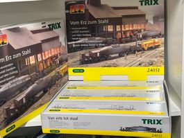 TRIX 24051 3er Set Torpedopfannenwagen H0 DC