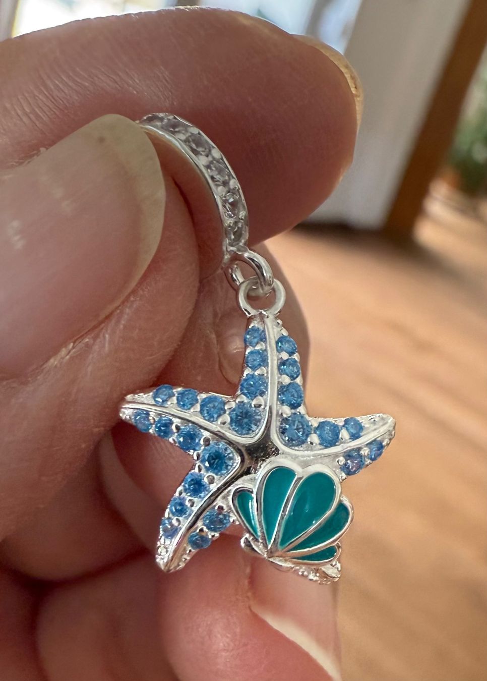 Bracciali & Braccialetti: Charm Anhänger, Seestern mit Zirkonia – Nuovo e nell'imballaggio originale da Ebikon venduto da elischka
