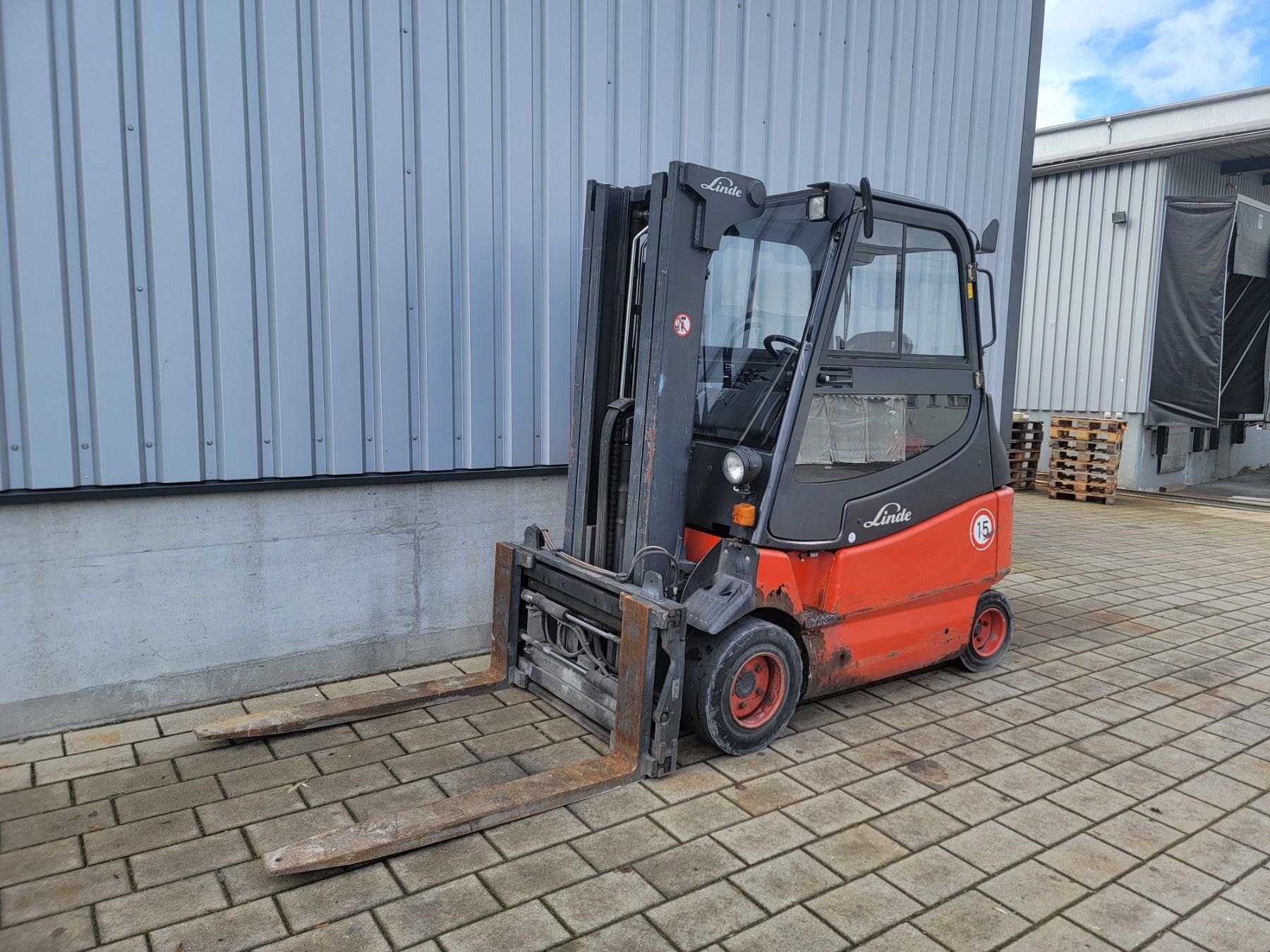 Linde Carrelli elevatori e a forche: Stapler Linde E30S mit Ausweis Triplex Hub 470cm – Usato da Amriswil venduto da basstempel