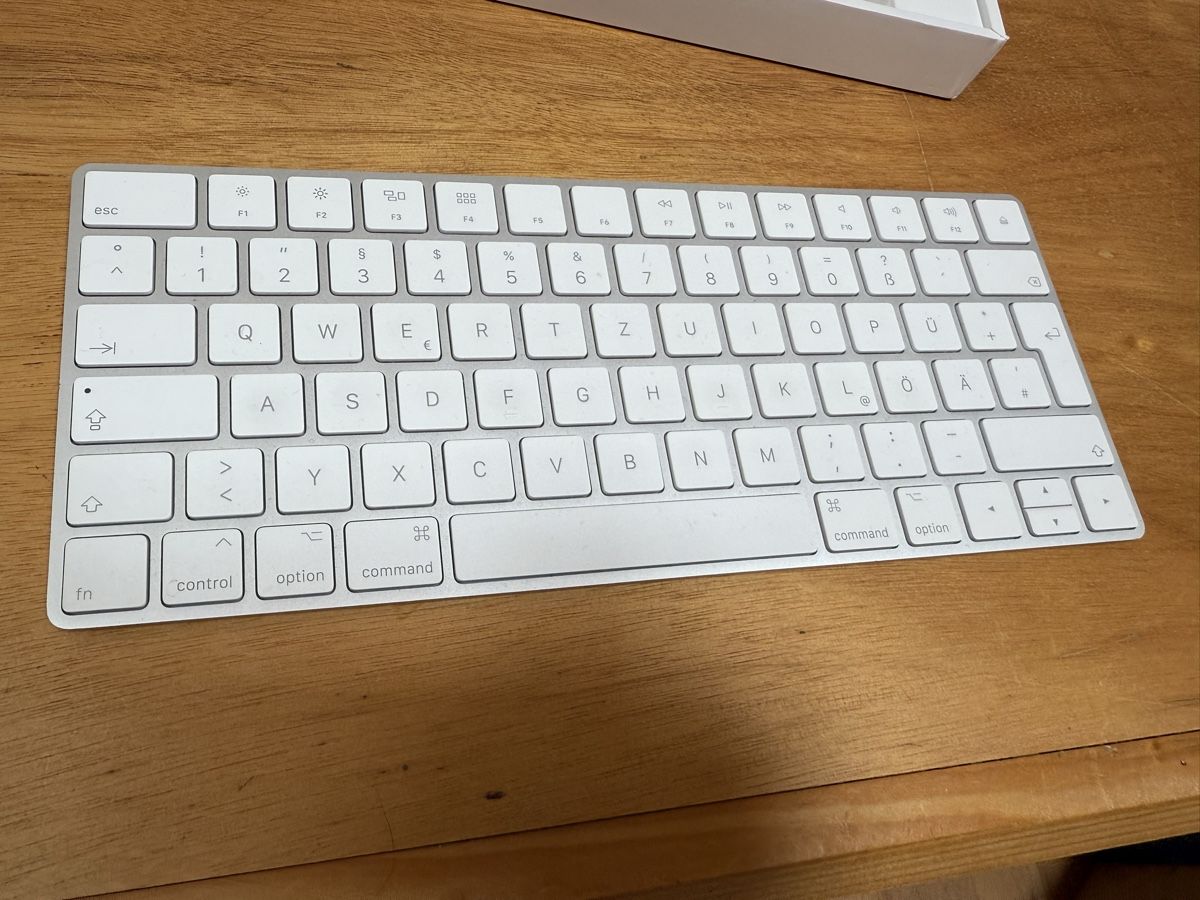 Apple Tastiere: Apple Magic Keyboard CH-Layout, gebraucht – Usato da Winterthur venduto da ninanill 1